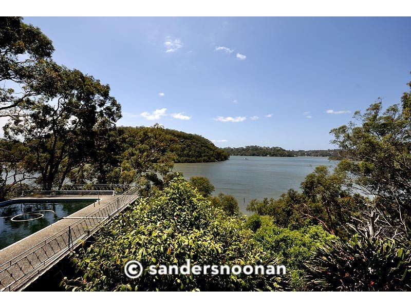24 Boronia Parade, Lugarno NSW 2210