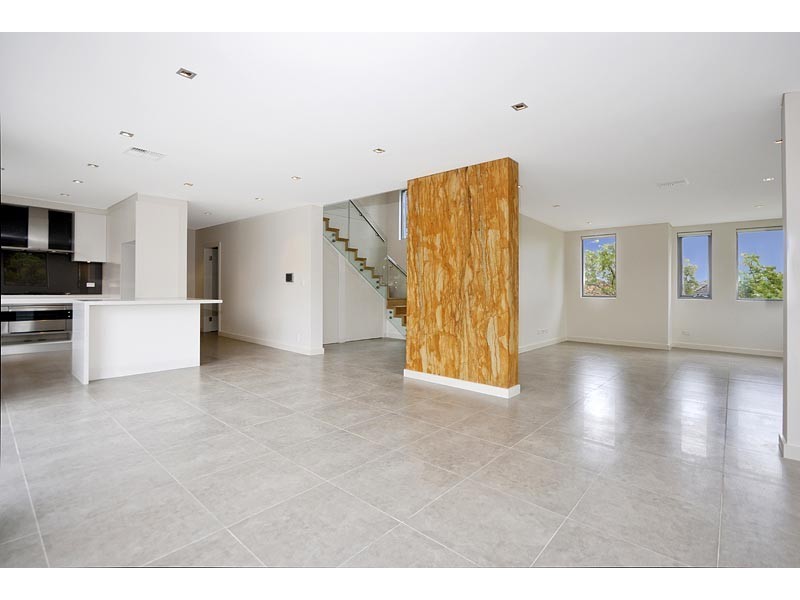 136 Hurstville Road, Oatley NSW 2223