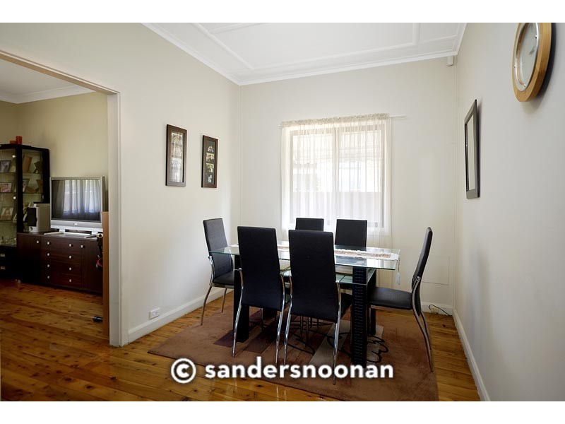 8 Hardy Avenue, Riverwood NSW 2210