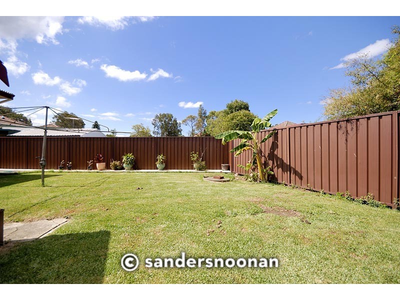 8 Hardy Avenue, Riverwood NSW 2210