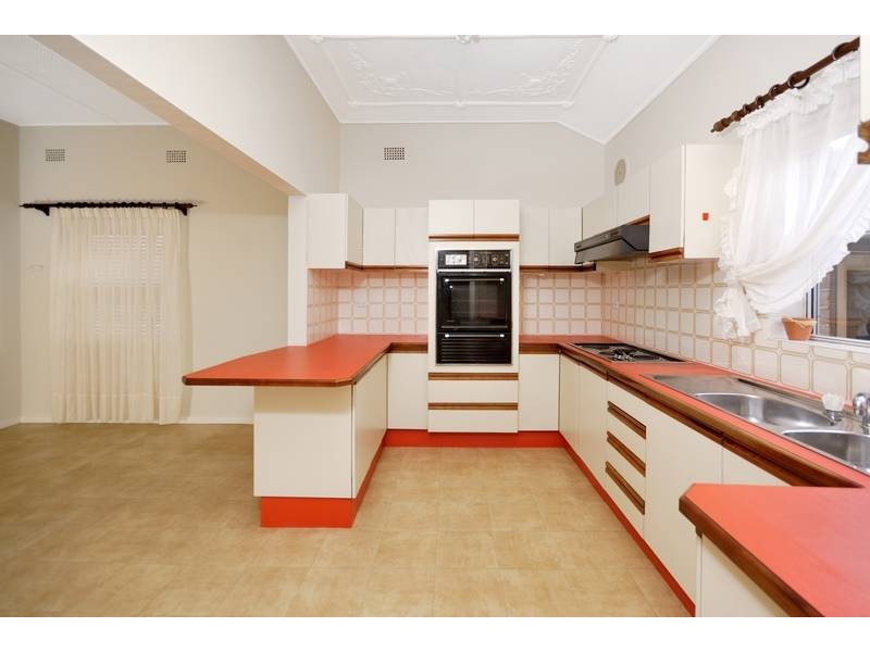 519 Forest Rd, Bexley NSW 2207