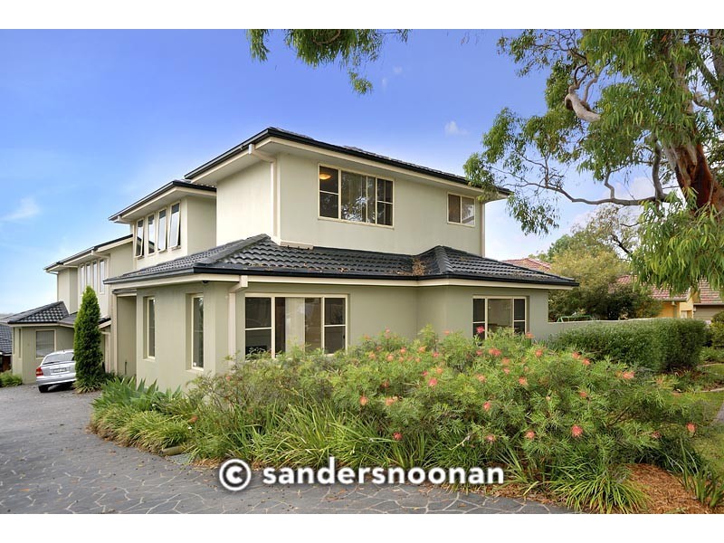 1/68 Lugarno Parade, Lugarno NSW 2210