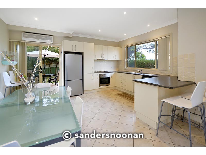 1/68 Lugarno Parade, Lugarno NSW 2210