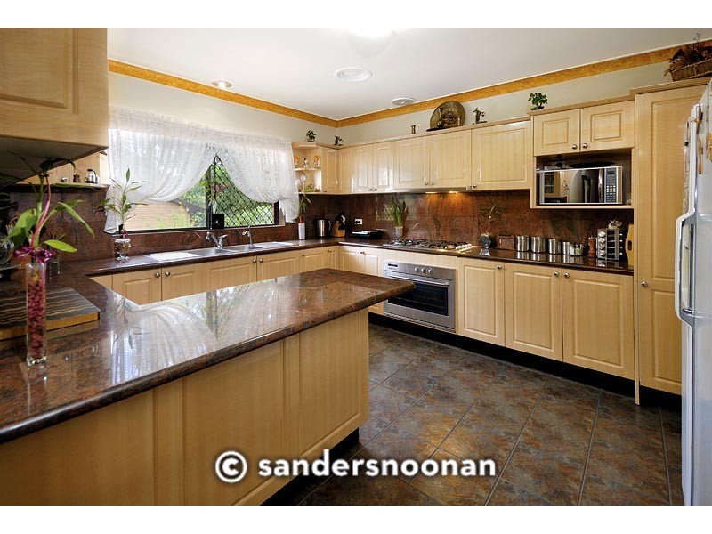 2a Evans Street, Peakhurst NSW 2210