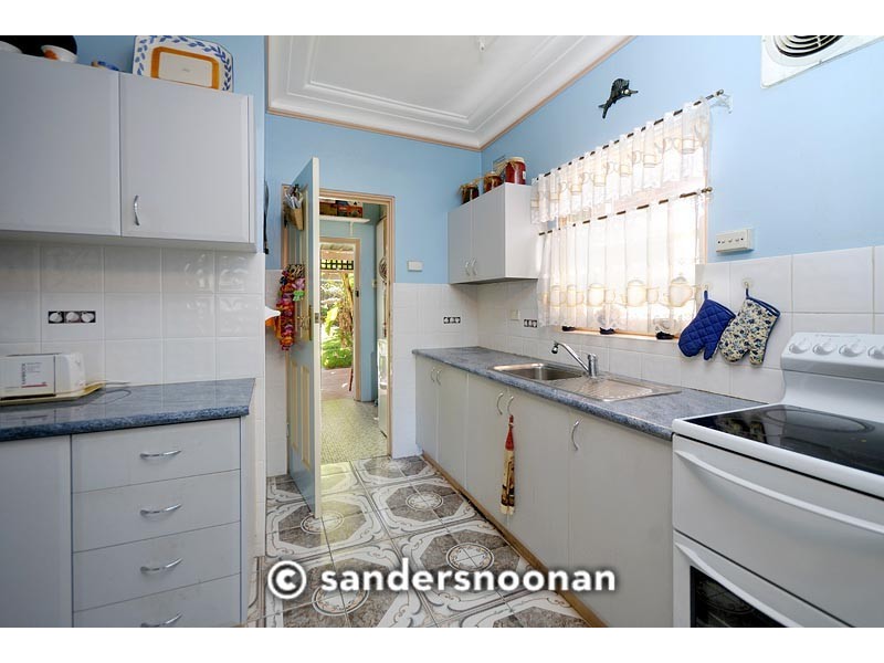 4 Boundary Road, Mortdale NSW 2223