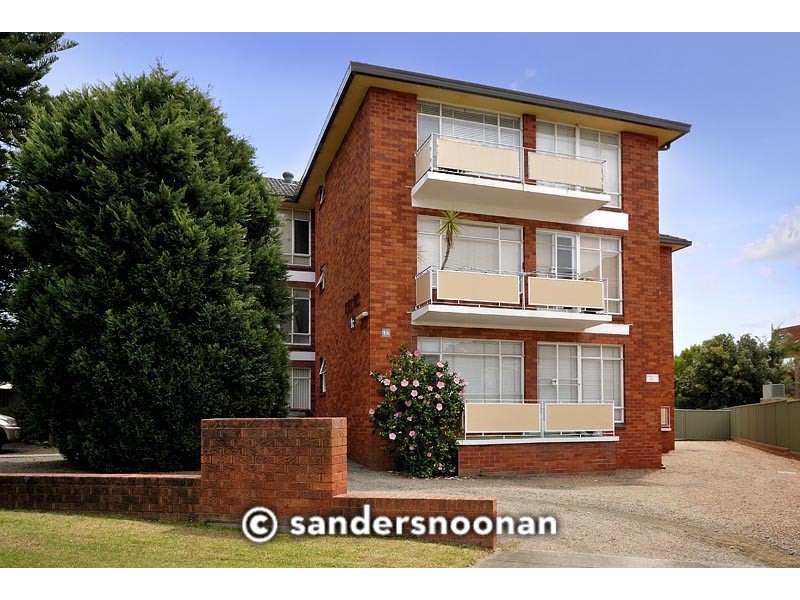 4/1c Berrille Road, Narwee NSW 2209