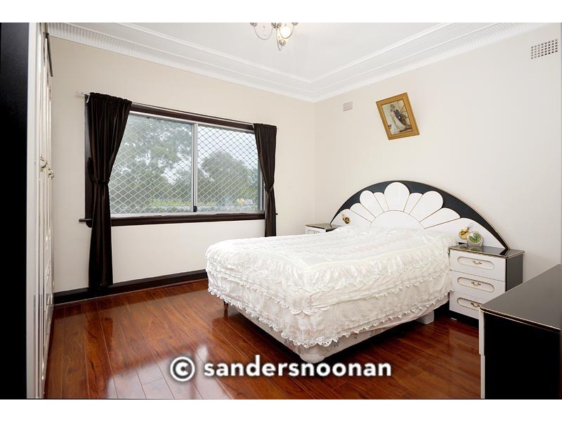 912 Forest Road, Peakhurst NSW 2210