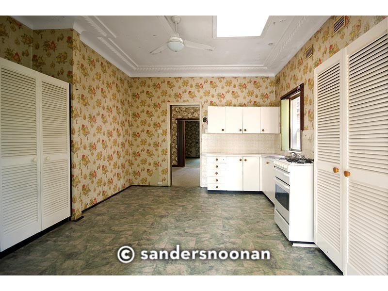 10 Oatley Park Avenue, Oatley NSW 2223