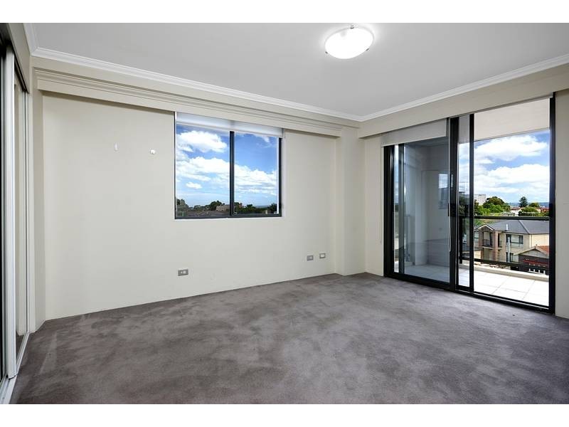 173/323 Forest Rd, Hurstville NSW 2220
