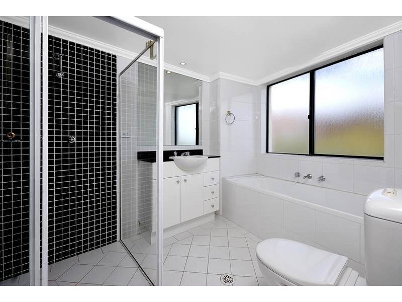 173/323 Forest Rd, Hurstville NSW 2220