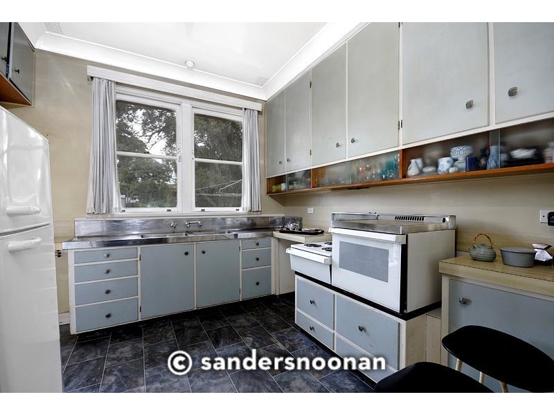 30 Mutual Road, Mortdale NSW 2223