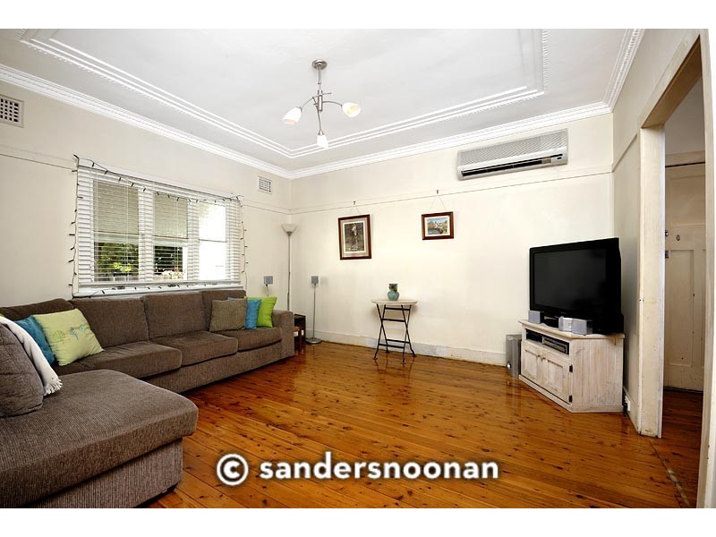 134 Hillcrest Avenue, Hurstville Grove NSW 2220