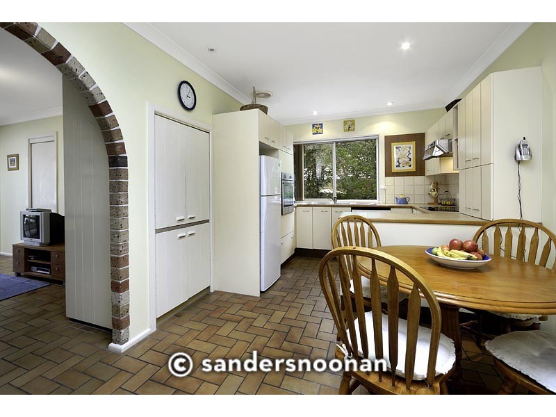 8 Tate Place, Lugarno NSW 2210