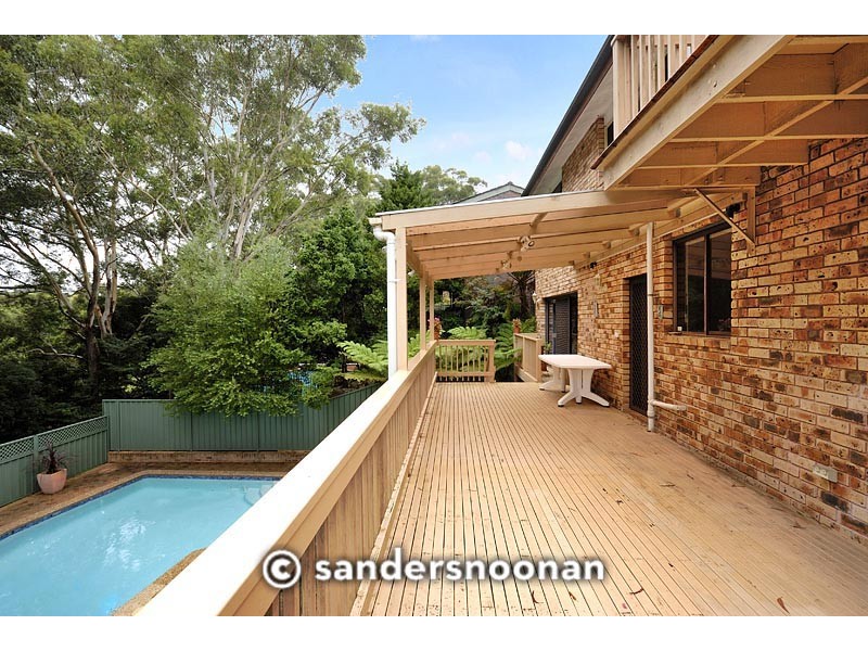 64 Allwood Crescent, Lugarno NSW 2210