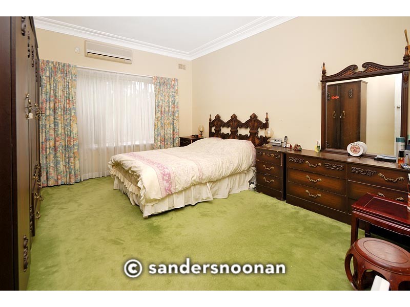 12 Lorraine Avenue, Padstow Heights NSW 2211