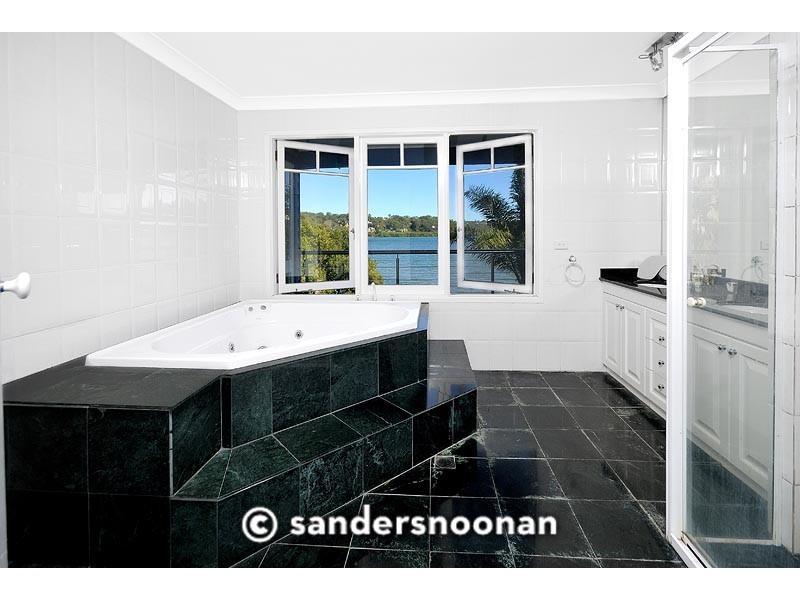 52 Llewellyn Street, Oatley NSW 2223