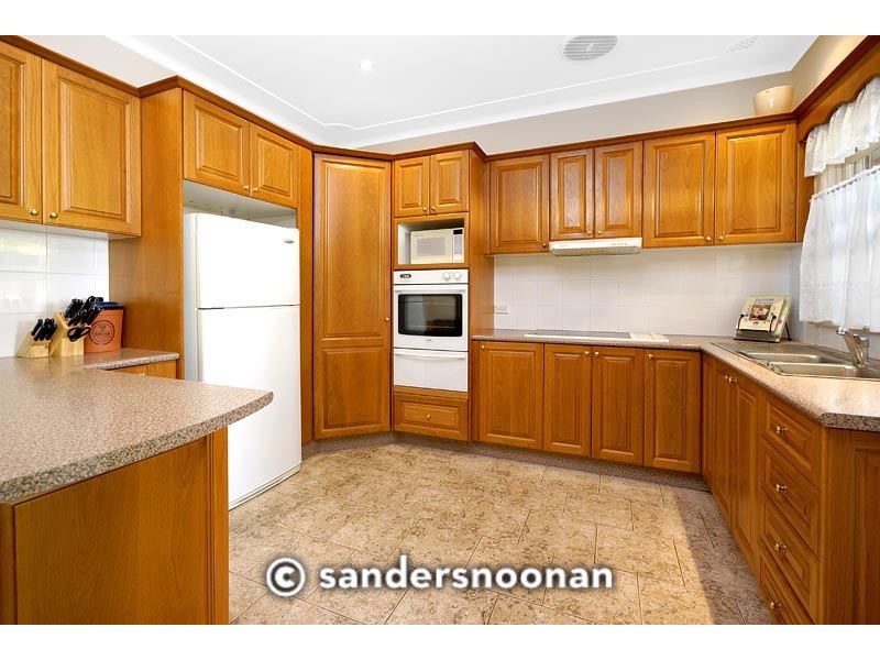 42 Holley Road, Beverly Hills NSW 2209