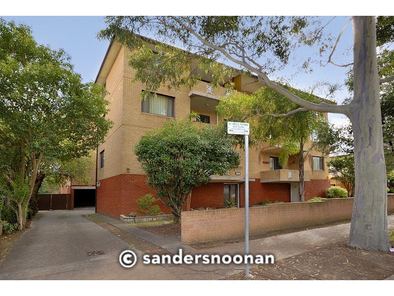 8/22 Macquarie Place, Mortdale NSW 2223