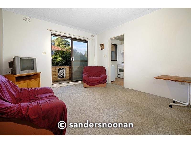 8/22 Macquarie Place, Mortdale NSW 2223