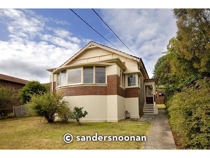 12 Centre Street, Penshurst NSW 2222