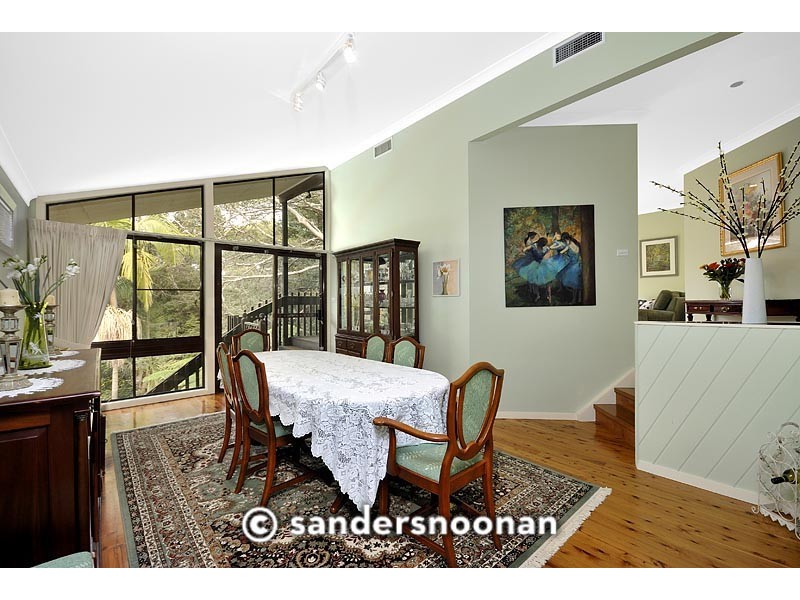 51 Valentia Avenue, Lugarno NSW 2210