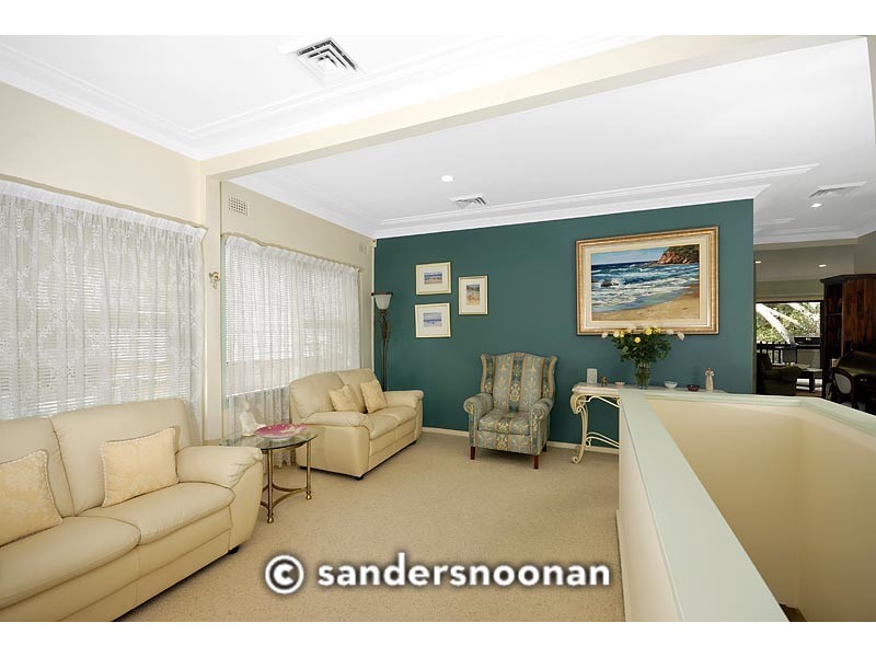 51 Valentia Avenue, Lugarno NSW 2210