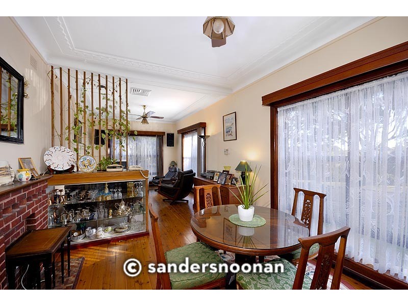 3 New England Drive, Kingsgrove NSW 2208