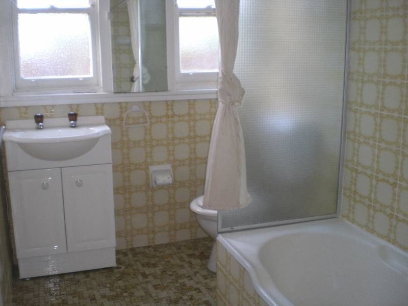 400 Henry Lawson Drive, Milperra NSW 2214