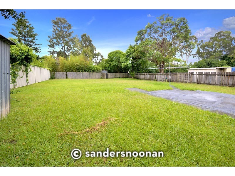 11 Peace Avenue, Peakhurst Heights NSW 2210