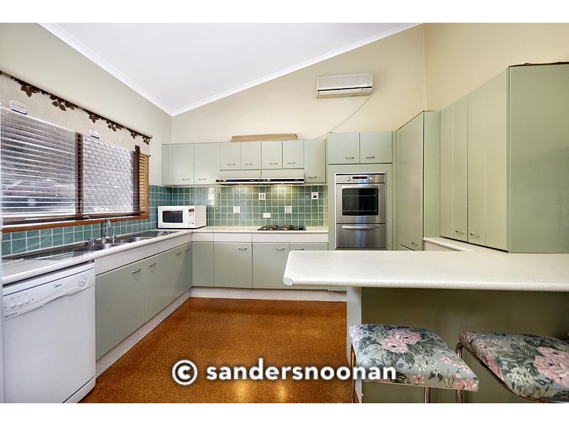 52 Wayne Avenue, Lugarno NSW 2210