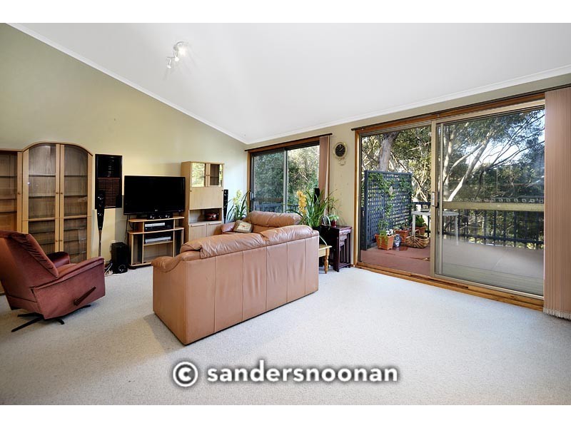 52 Wayne Avenue, Lugarno NSW 2210