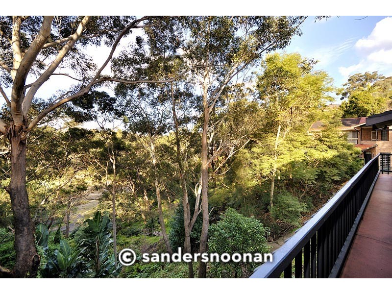 52 Wayne Avenue, Lugarno NSW 2210