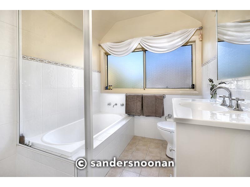 1/61A Johnstone Street (South), Peakhurst NSW 2210