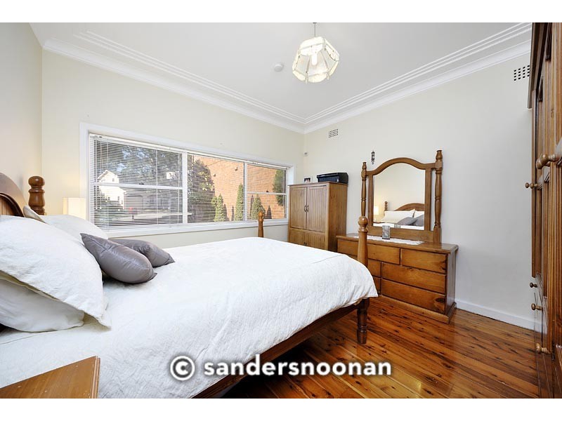 48 Baumans Road, Peakhurst NSW 2210