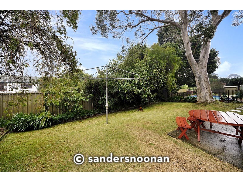 2 Byron Street, Peakhurst Heights NSW 2210