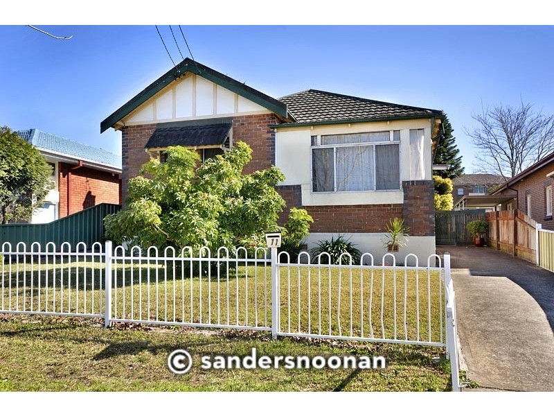 11 Rosemont Avenue, Mortdale NSW 2223