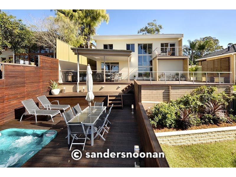 933 Forest Road, Lugarno NSW 2210