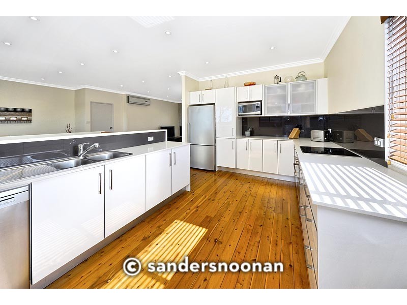 933 Forest Road, Lugarno NSW 2210