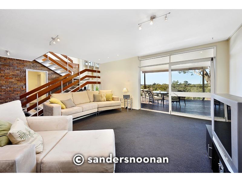 933 Forest Road, Lugarno NSW 2210