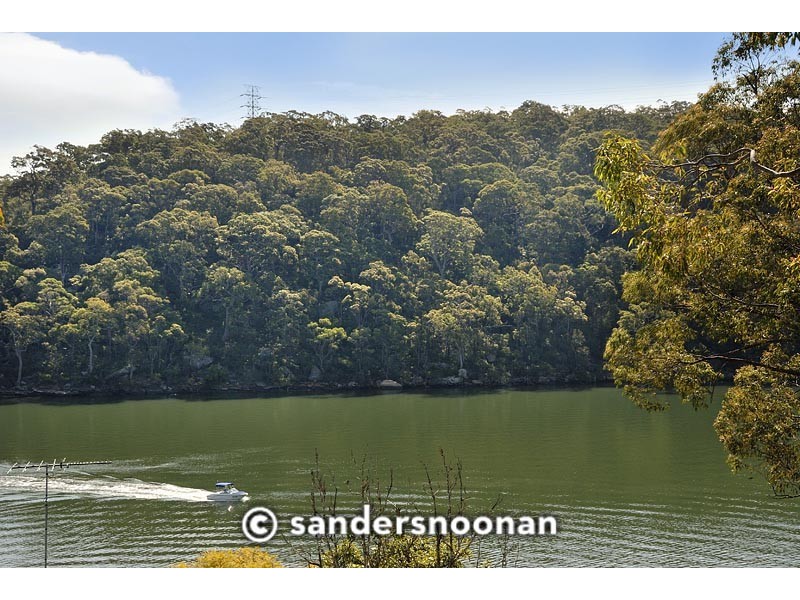 130a Moons Avenue, Lugarno NSW 2210