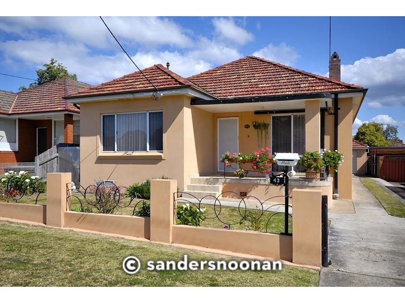 43 Godfrey Street, Penshurst NSW 2222