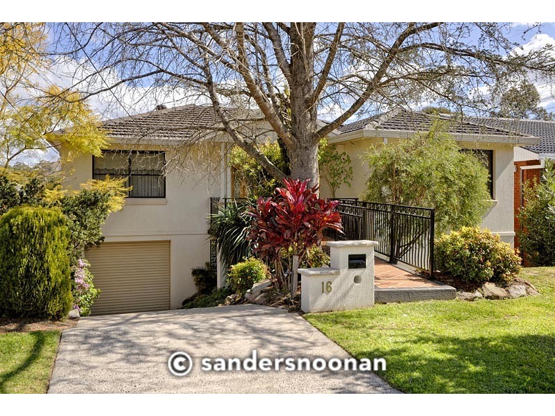 16 Jindabyne Crescent, Peakhurst Heights NSW 2210