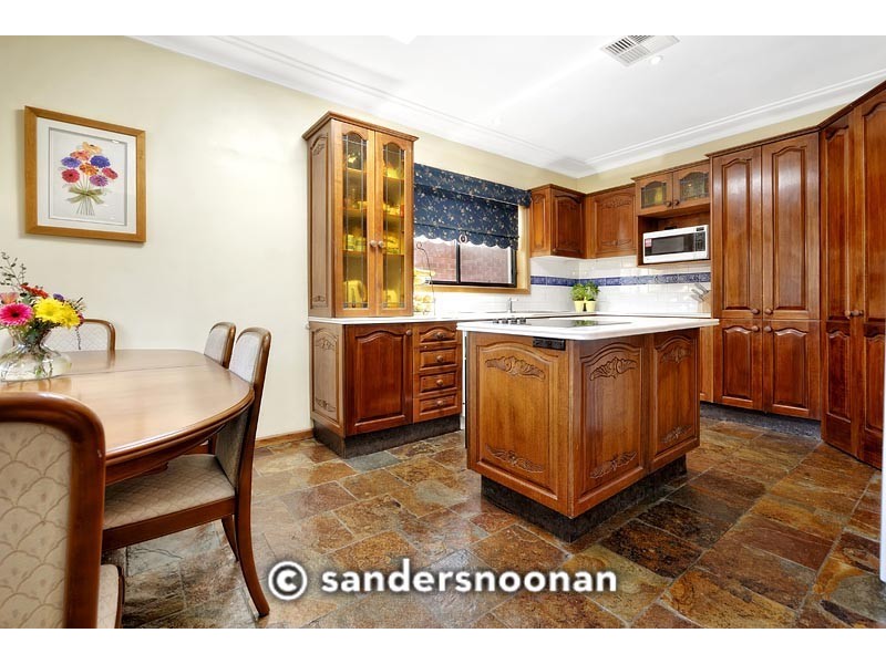16 Jindabyne Crescent, Peakhurst Heights NSW 2210