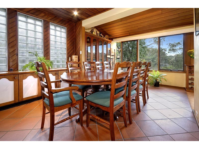 32 Robyn Street, Peakhurst Heights NSW 2210