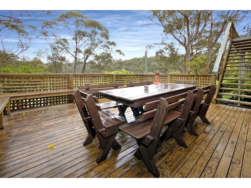 32 Robyn Street, Peakhurst Heights NSW 2210