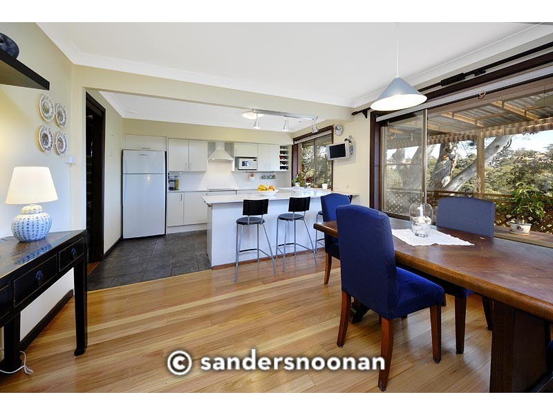 10 Cliff Avenue, Peakhurst Heights NSW 2210