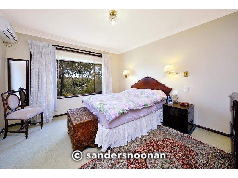 10 Cliff Avenue, Peakhurst Heights NSW 2210