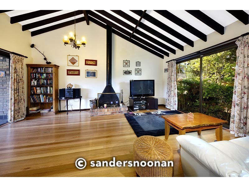 10 Cliff Avenue, Peakhurst Heights NSW 2210