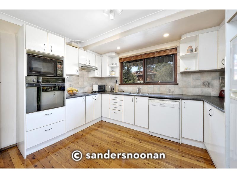 21 Pindari Road, Peakhurst Heights NSW 2210