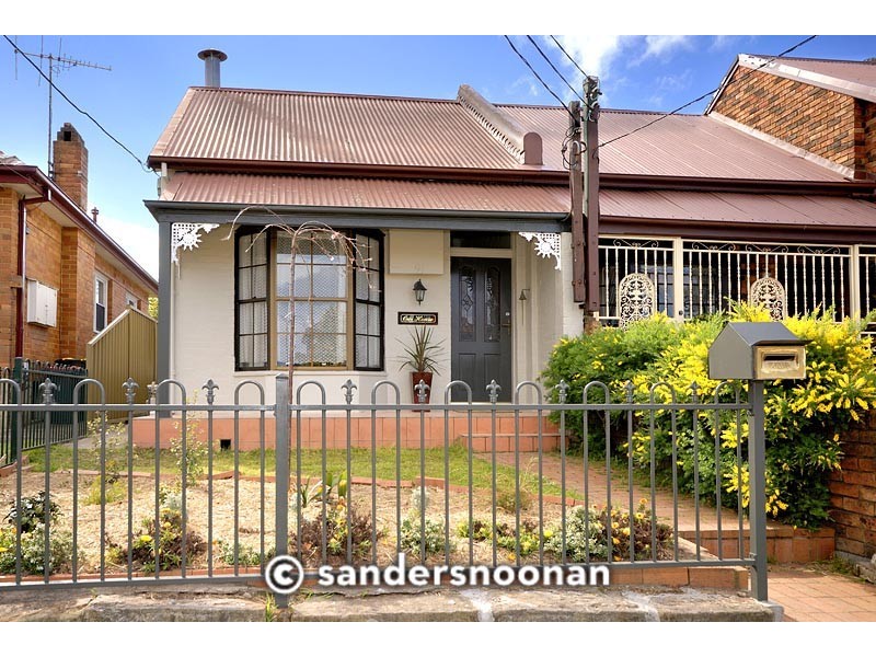 91 Railway Parade, Mortdale NSW 2223